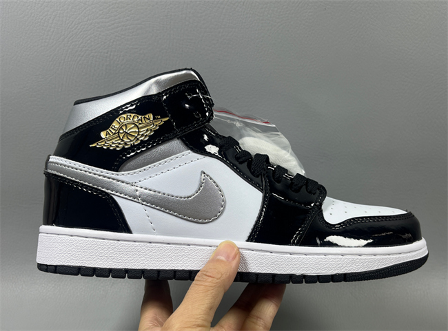 Women Running Weapon Air Jordan 1 Black/White Shoes 517